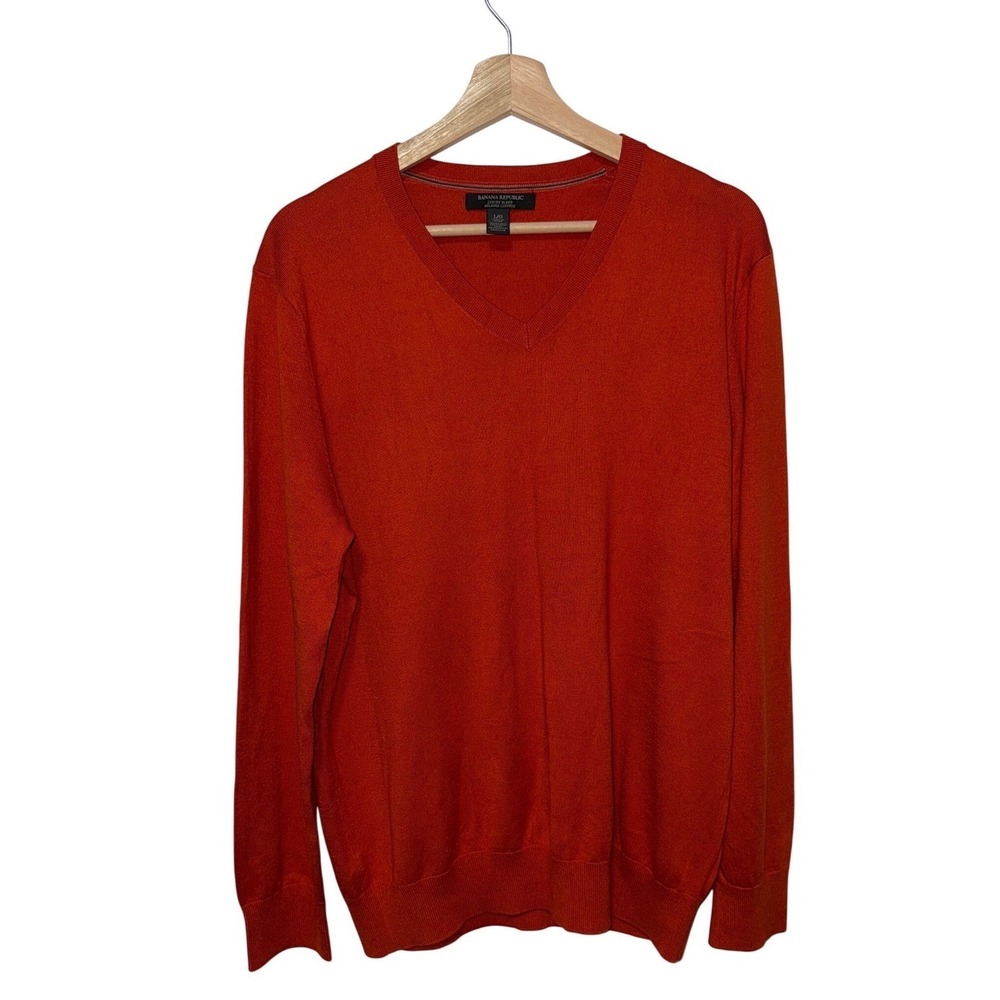Luxury‎ Blend V Neck Sweater Silk, Cotton, Cashmere Quiet Luxury